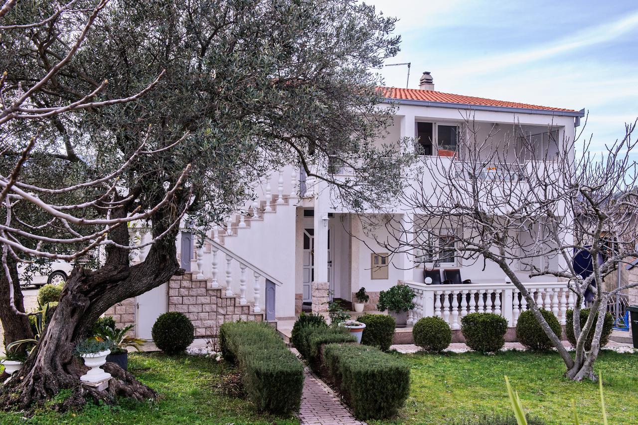 Apartments Mila مارينا المظهر الخارجي الصورة