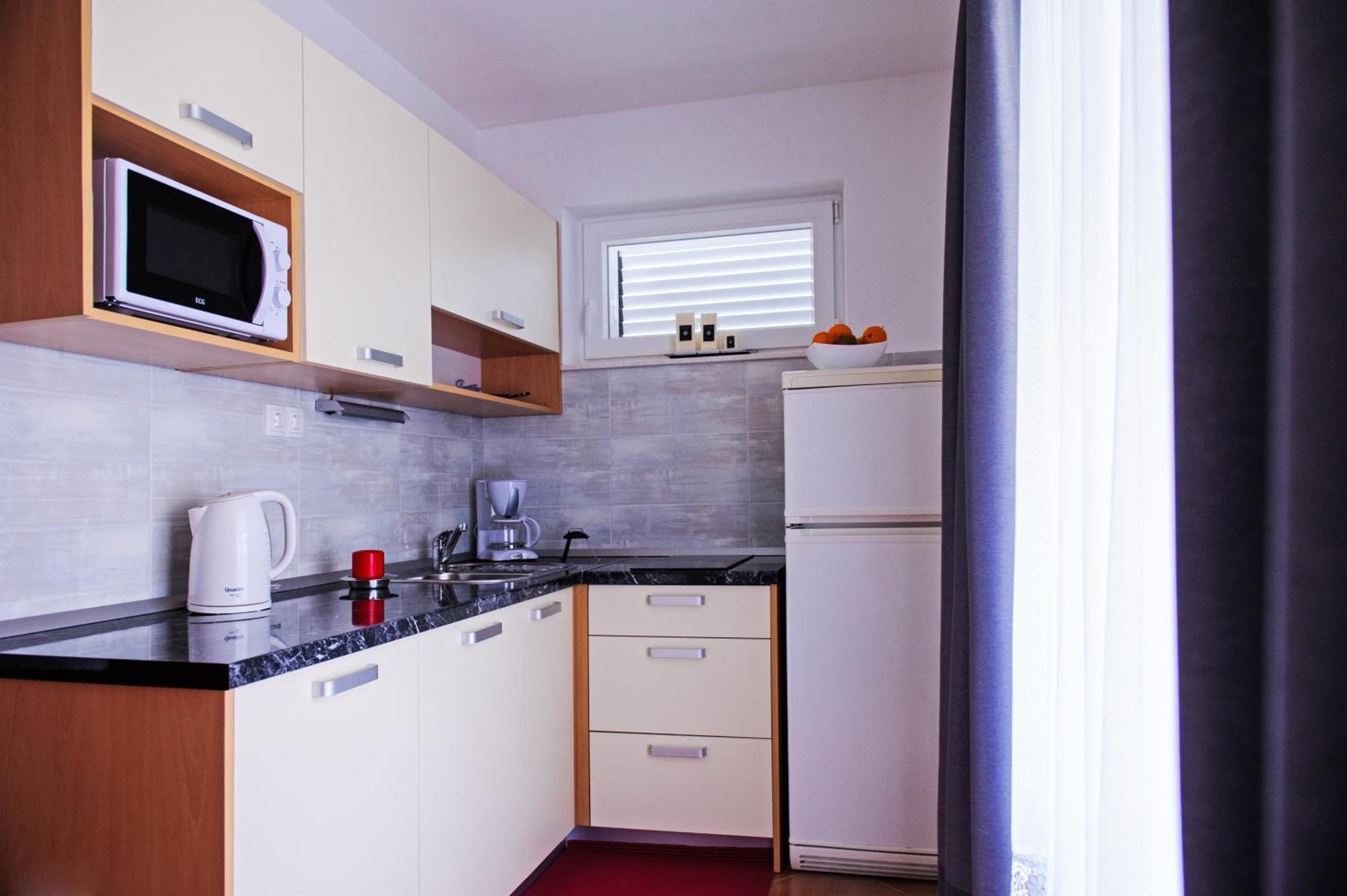 Apartments Mila مارينا المظهر الخارجي الصورة