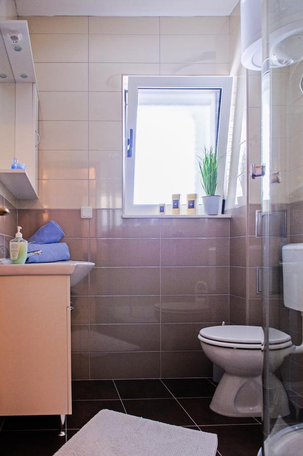 Apartments Mila مارينا المظهر الخارجي الصورة